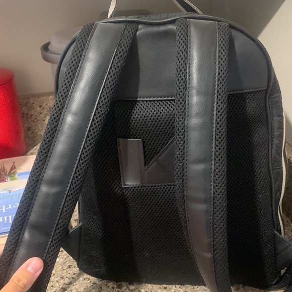 Kendall and Kylie backpack - Picture 3 of 5